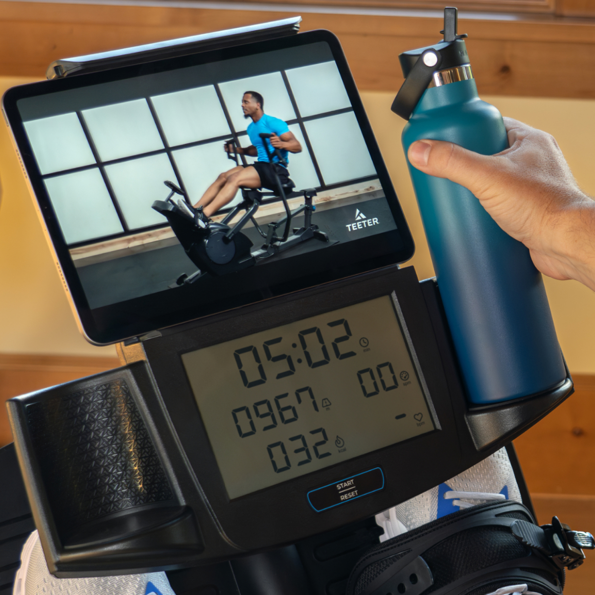 Closeup of Teeter Power10 Max Console