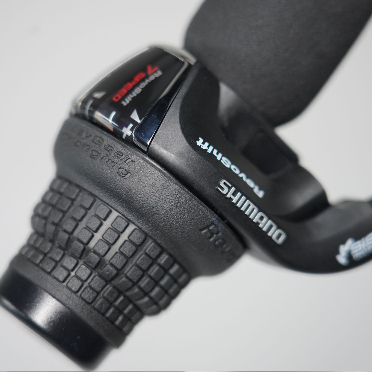 Product Feature - Easy‑to‑Reach Resistance Dial